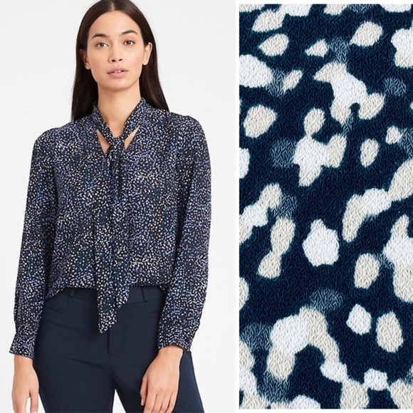 Banana Republic Printed Tie-Neck Blouse - Picture 1 of 10